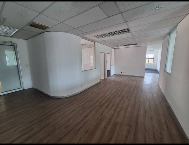 235M² OFFICE TO LET IN MORNINGSIDE